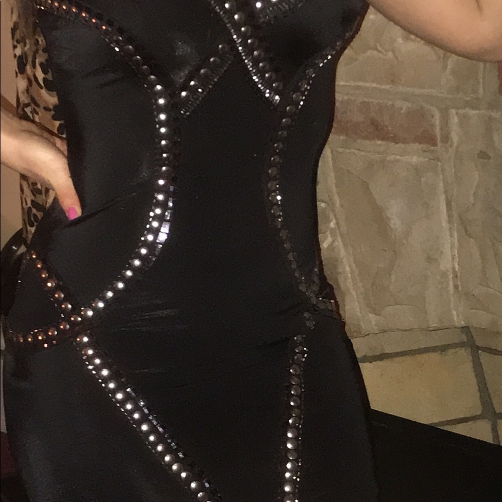 Dress - Picture 3 of 4
